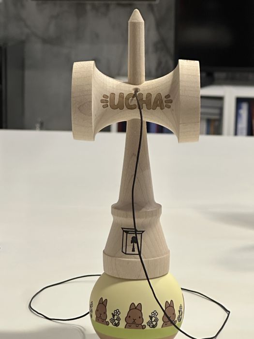 Vând Kendama Cereal UNO Mod v2 Rethink Shape (nu sweets, europe, krom)