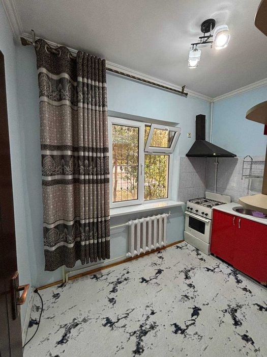 СРОЧНО !! Продается квартира в Яшнабаде 2/1/5 ( 50 кв/м ) Авиасозлар 2