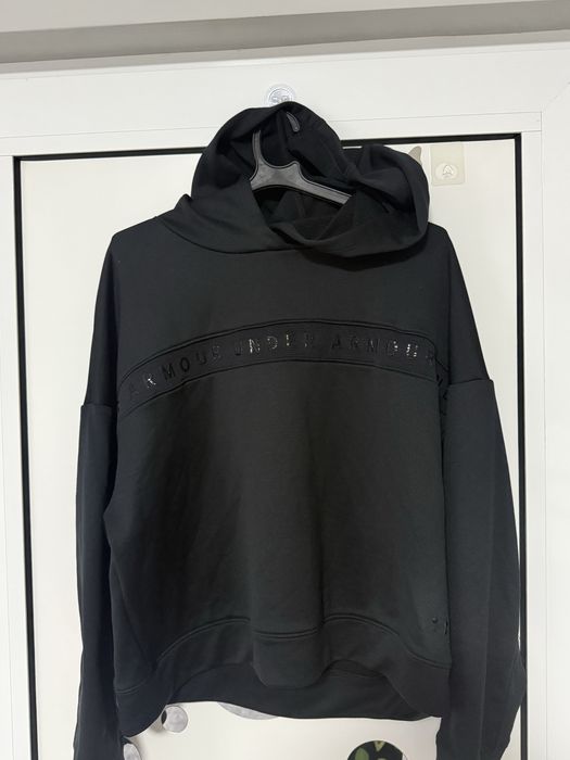 Дамски суичър М размер без етикет