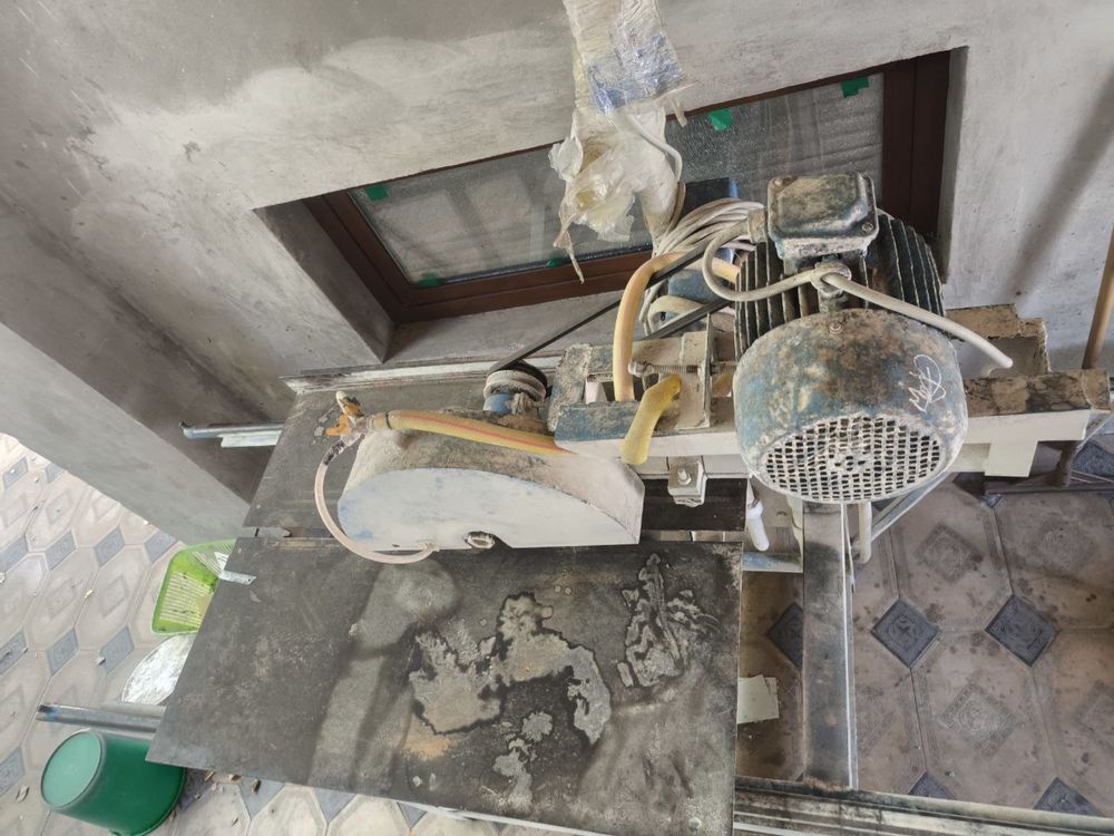 Miramir granit tosh kesadigan stanok sotiladi