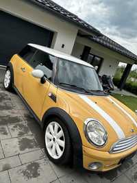 Mini cooper in stare foarte buna in 2 usi recent adus din italia