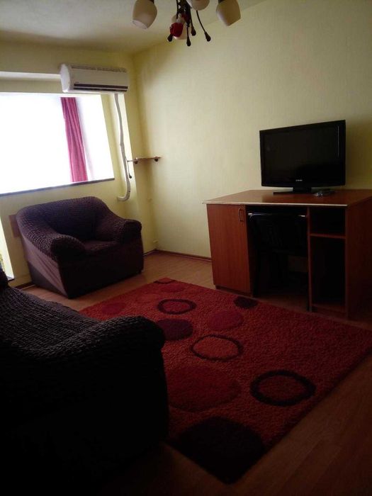 Vând apartament 3 camere în Galați