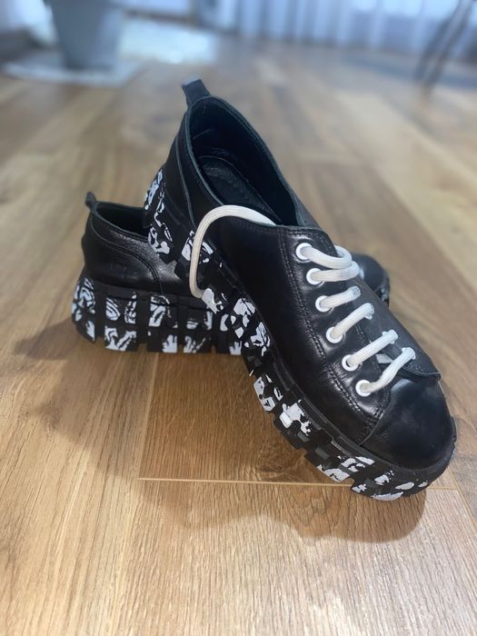 Sneakers femei Enzo Bertini negri din piele cu model alb