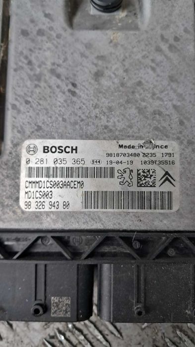 calculator motor ECU 1.5 HDI YHZ Peugeot 308 T9 an 2019 cod 9832694380