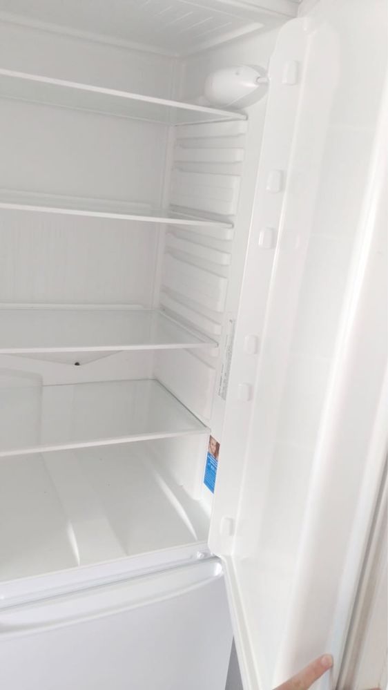 холодилник индезит