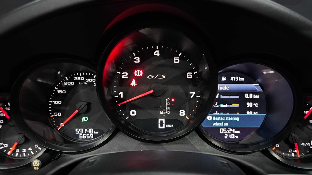 Porsche 911 Carrera 4 GTS 991   06