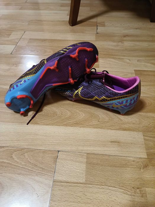 Футболни обувки NIKE