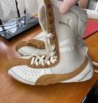 Boxing shoes Puma.