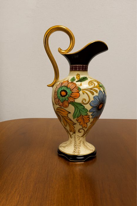 Белгийска декоративна кана H Bequet Quaregnon, модел 685 ваза от порце