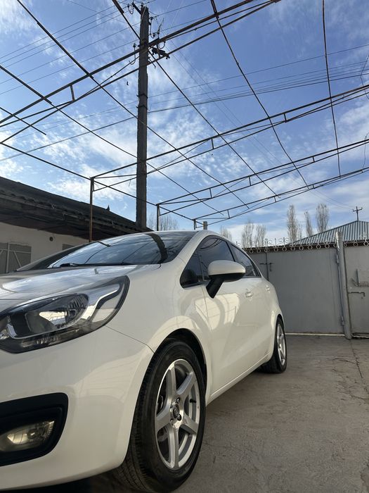 Продаётся kia rio 2014