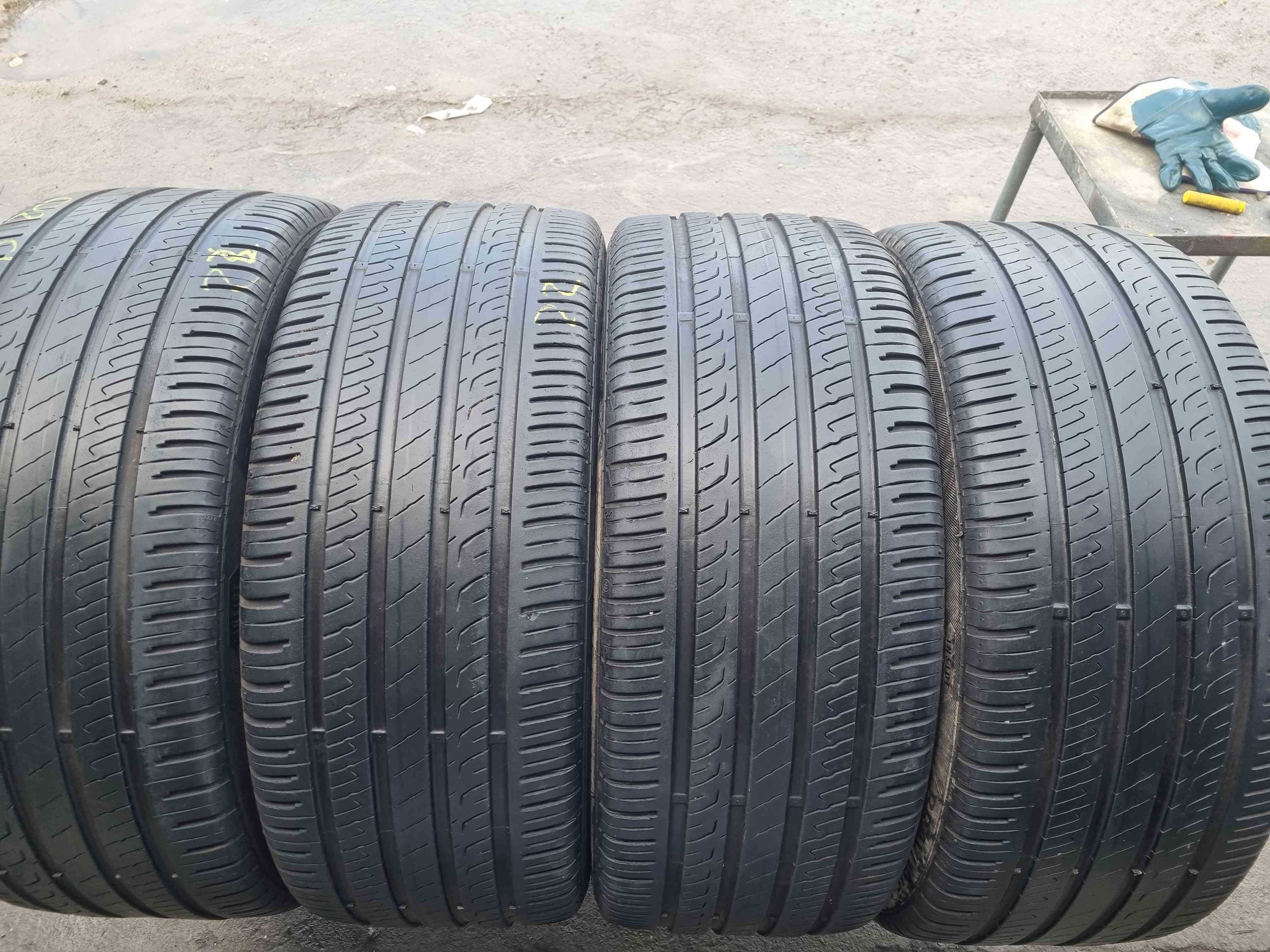 SET 4 Anvelope Vara 255/45 R20 BARUM Bravuris 5 105Y - XL