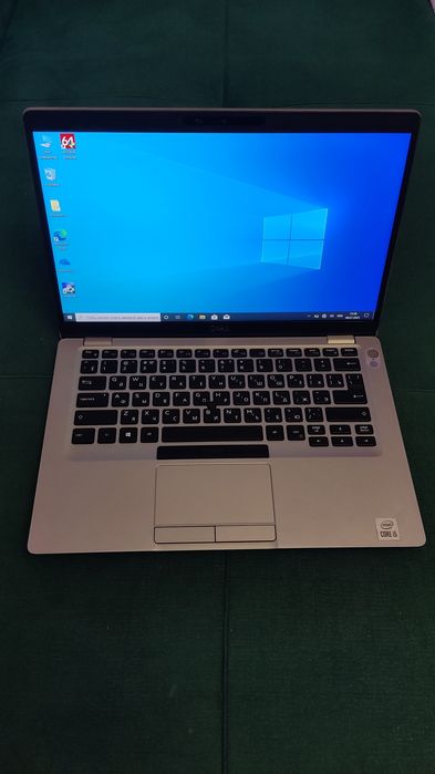 Ноутбук Dell с сенсорным экраном