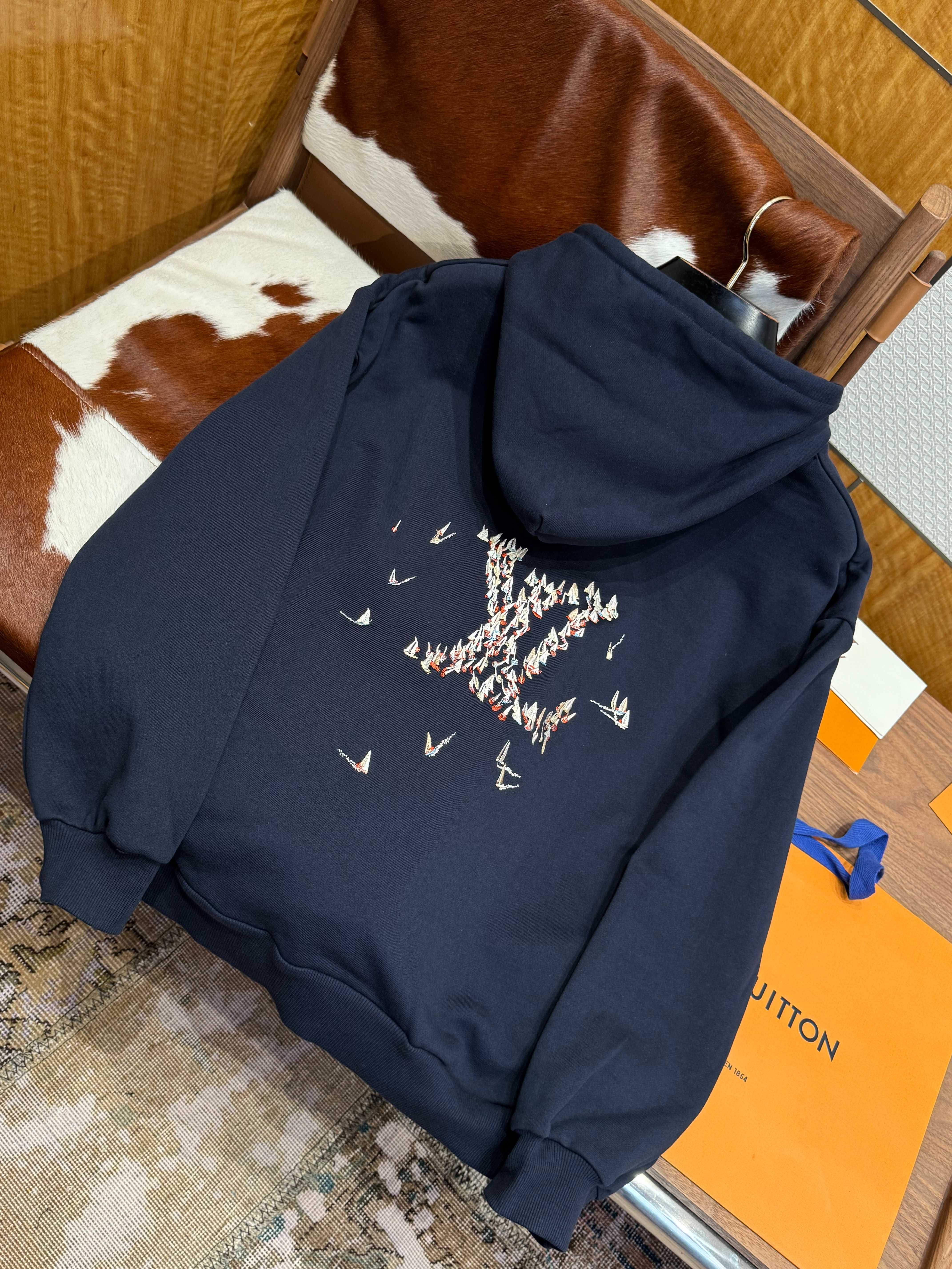 Hanorac Louis Vuitton Calitate Premium