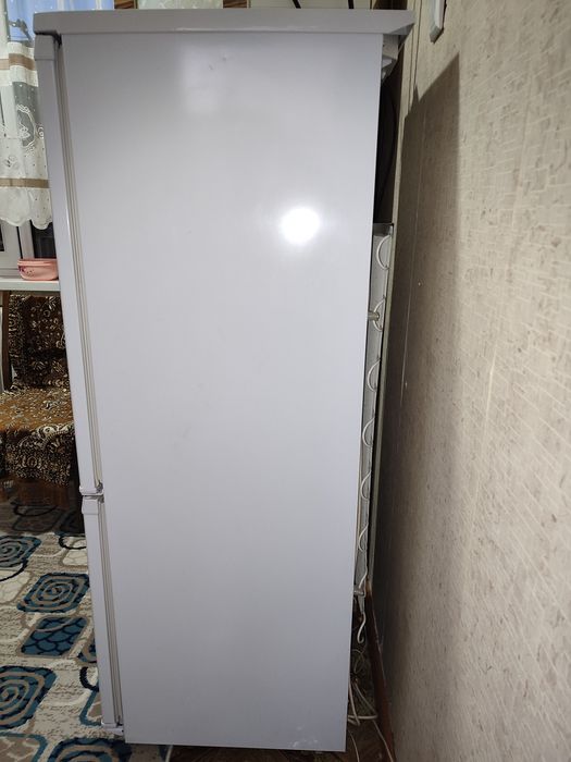 Холодильник продам