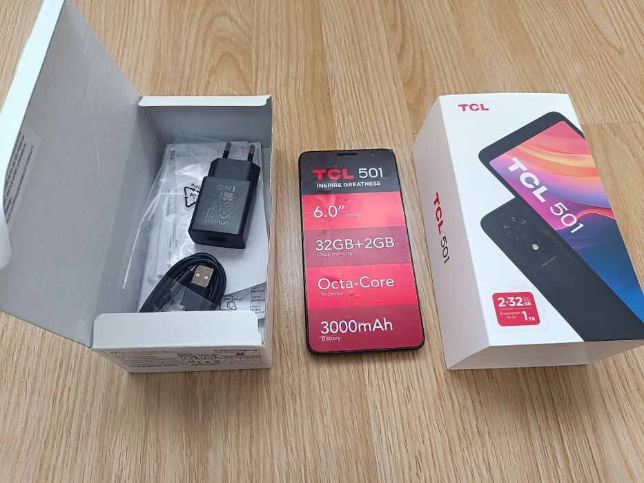 Vând telefon TCL 501