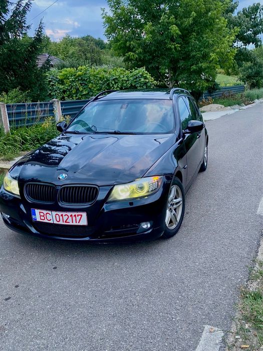 Bmw e 91 lci /panoramic /faraurile full led asistenta la fza lunga