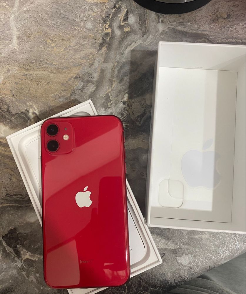 Продам iphone 11 64gb