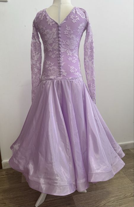 Рокля за спортни танци