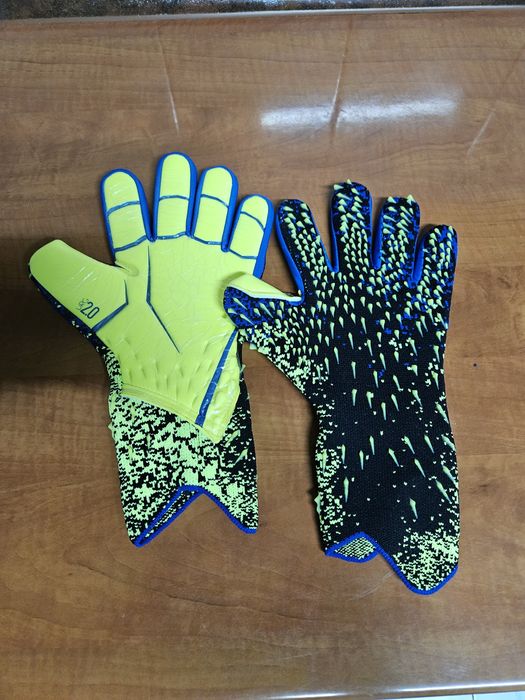 Mănuși de portar mărimea 8