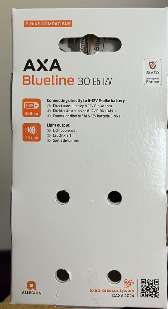 Far bicicleta electrica AXA Blueline 30
