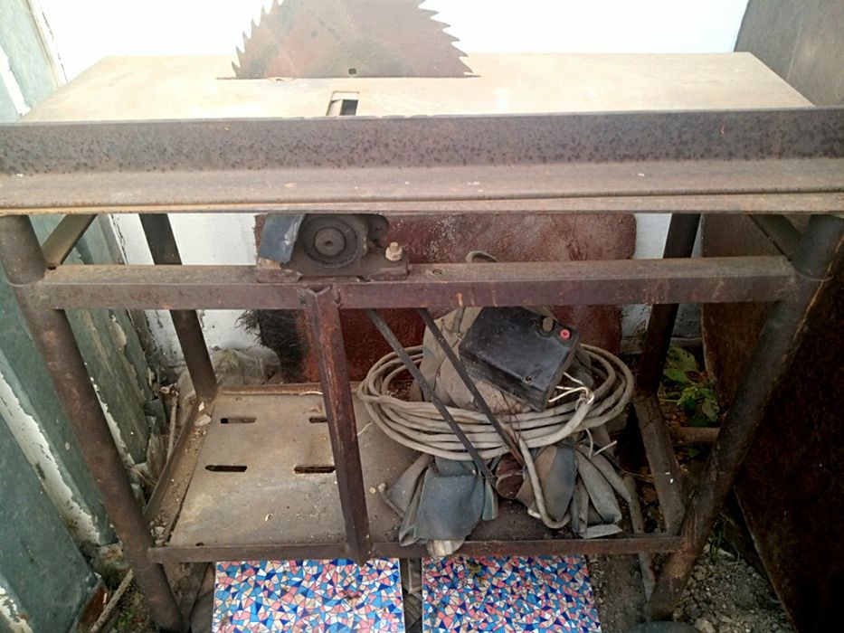 Продам Циркулярную пилу