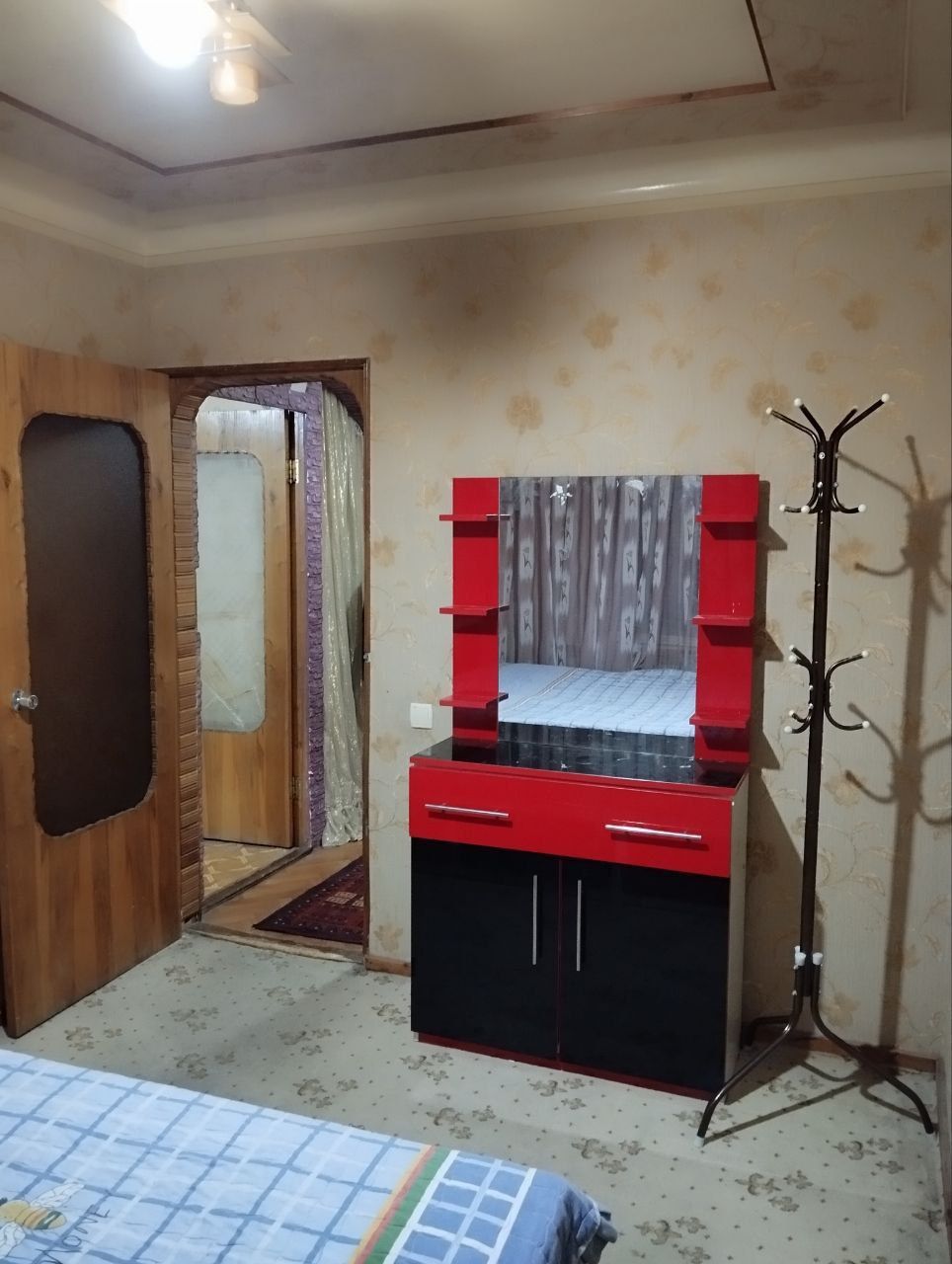 Продаю 3х комнатную. На Чиланзаре 26