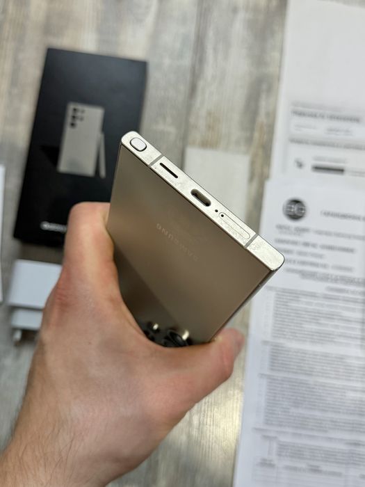 Samsung Galaxy S24 Ultra 256 GB 12 GB Ram Dual Sim Отличен Гаранционен