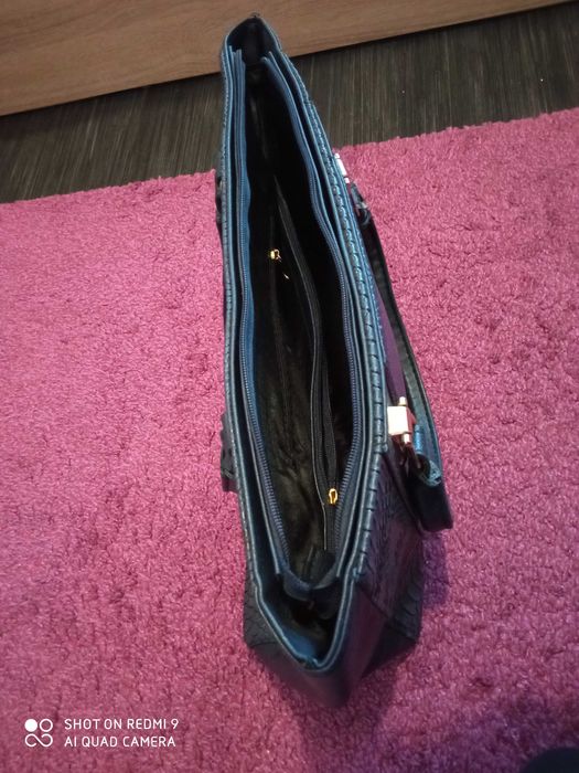 Чанта малко използвана