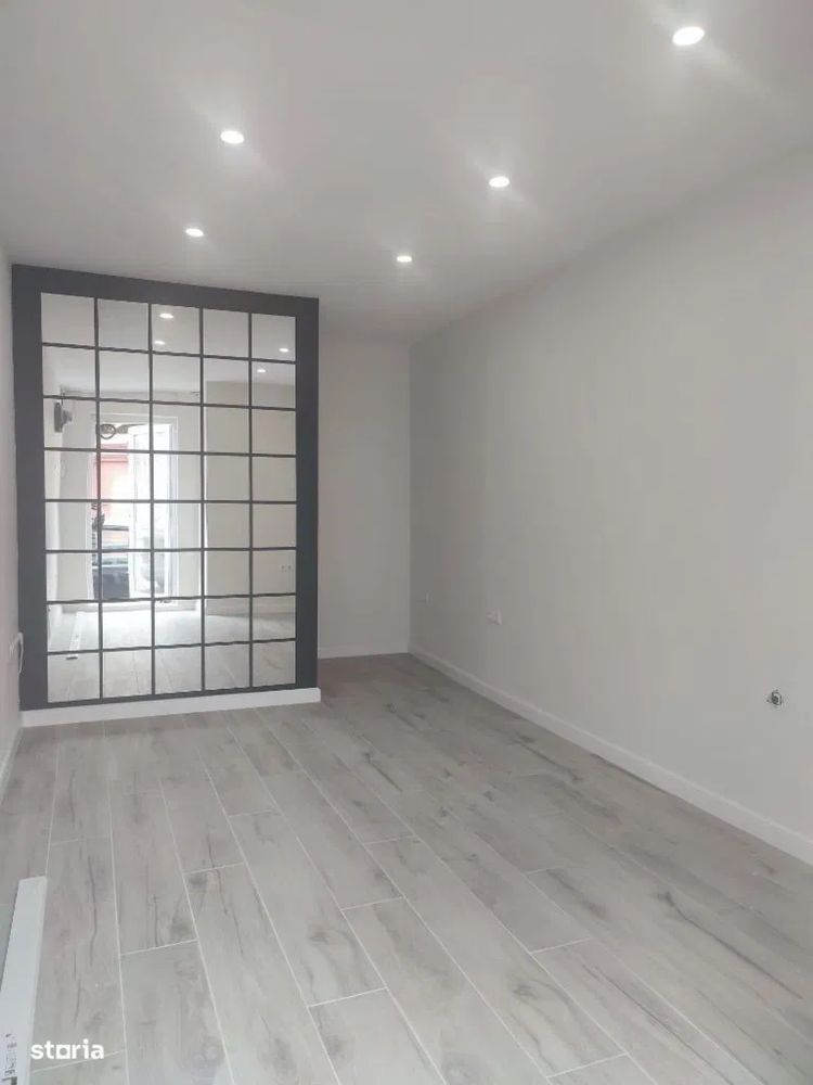 Spatiu comercial stradal langa Rosecas