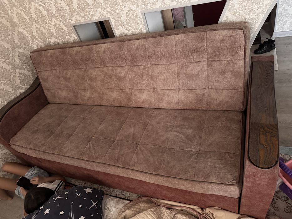 Продам диван раскладной