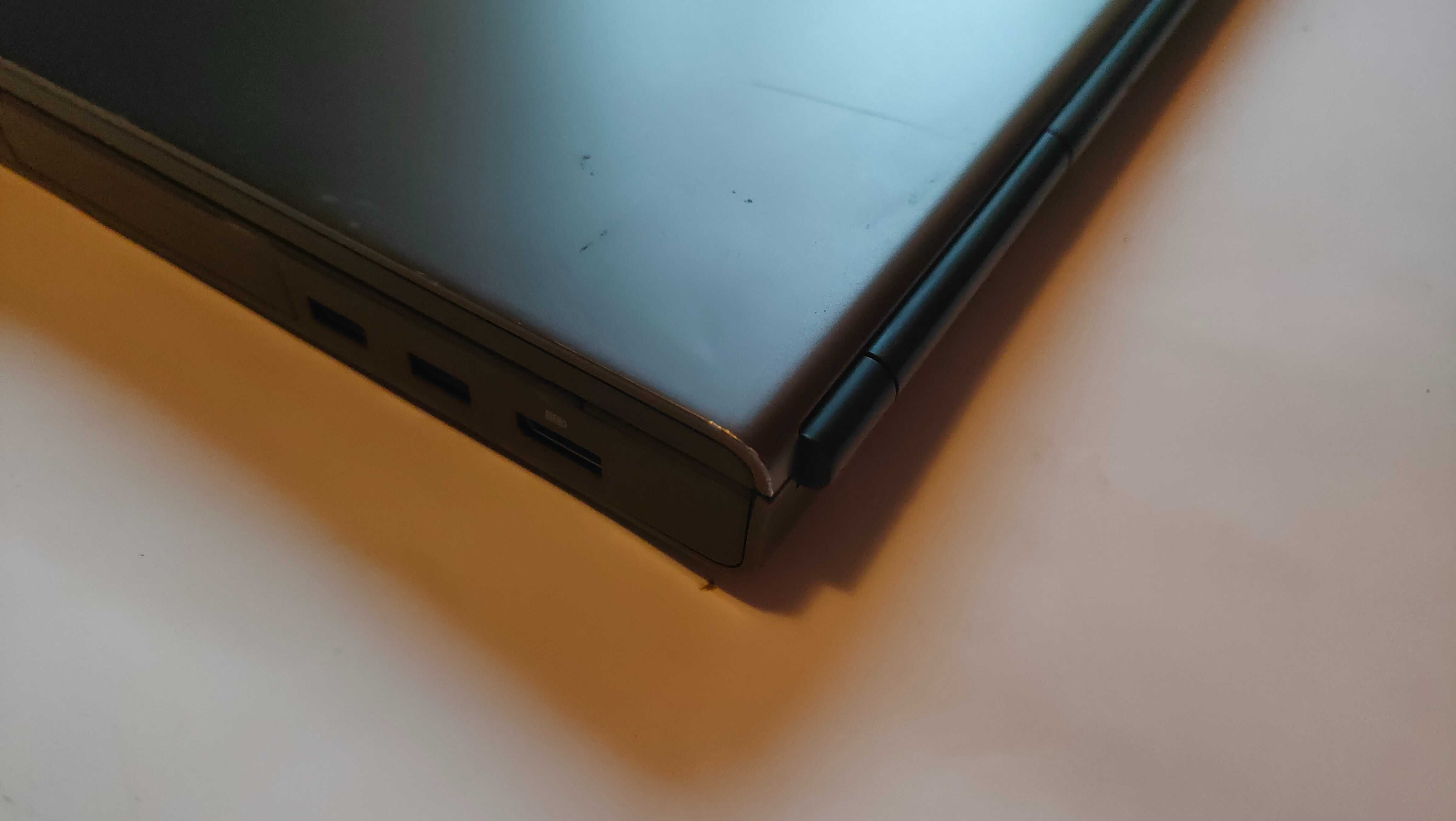 Лаптоп dell Precision  M6700 17.3" FHD/ i7-3720M /16GB/SSD 128GB/750GB