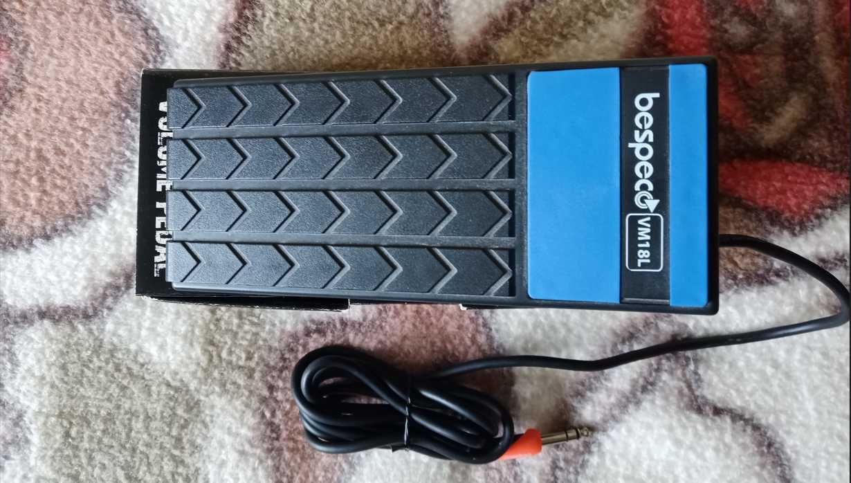 Bespeco VM18L  Експрешън педал