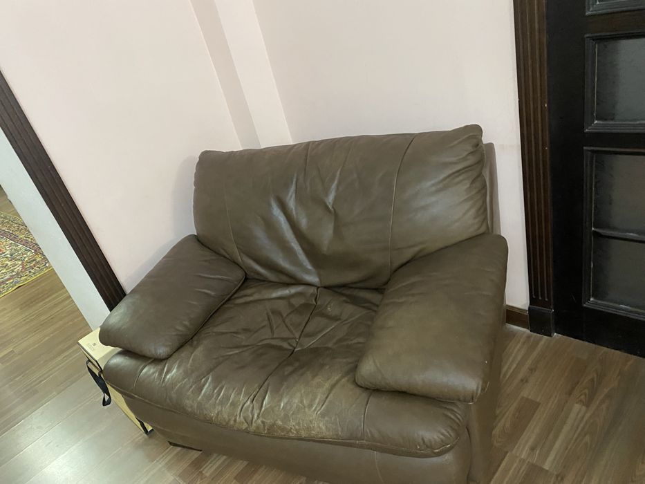 Комплек диванов для гостинной.