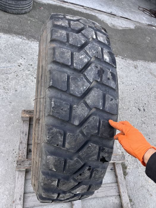 2 anvelope industriale 365/80/20 , 14.5 R20 , Pirelli , 15-17 mm