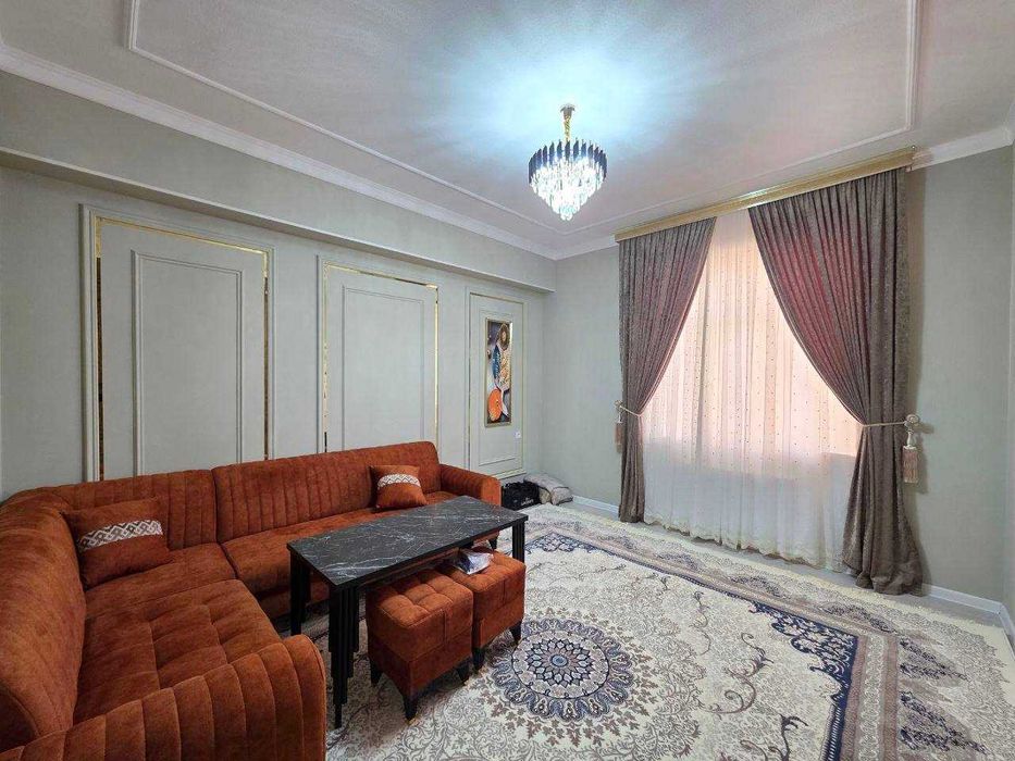 2х комнатная квартира на 4 этаже 52кв/м, в Самарканде