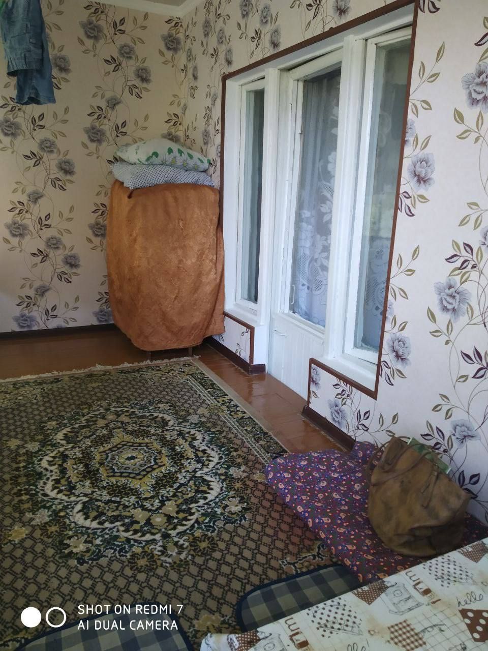 Продаёца 2 комнатный квартира Чирчик 8 Микрараён