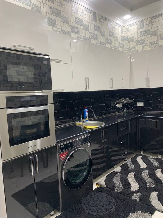 Дом около метро Пушкина