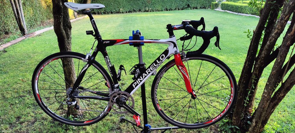 Pinarelo F4:13 carbon + TACX FLUX 2