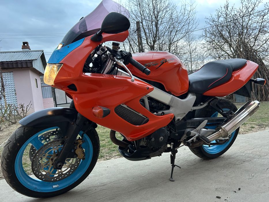 Honda vtr firestorm 1998