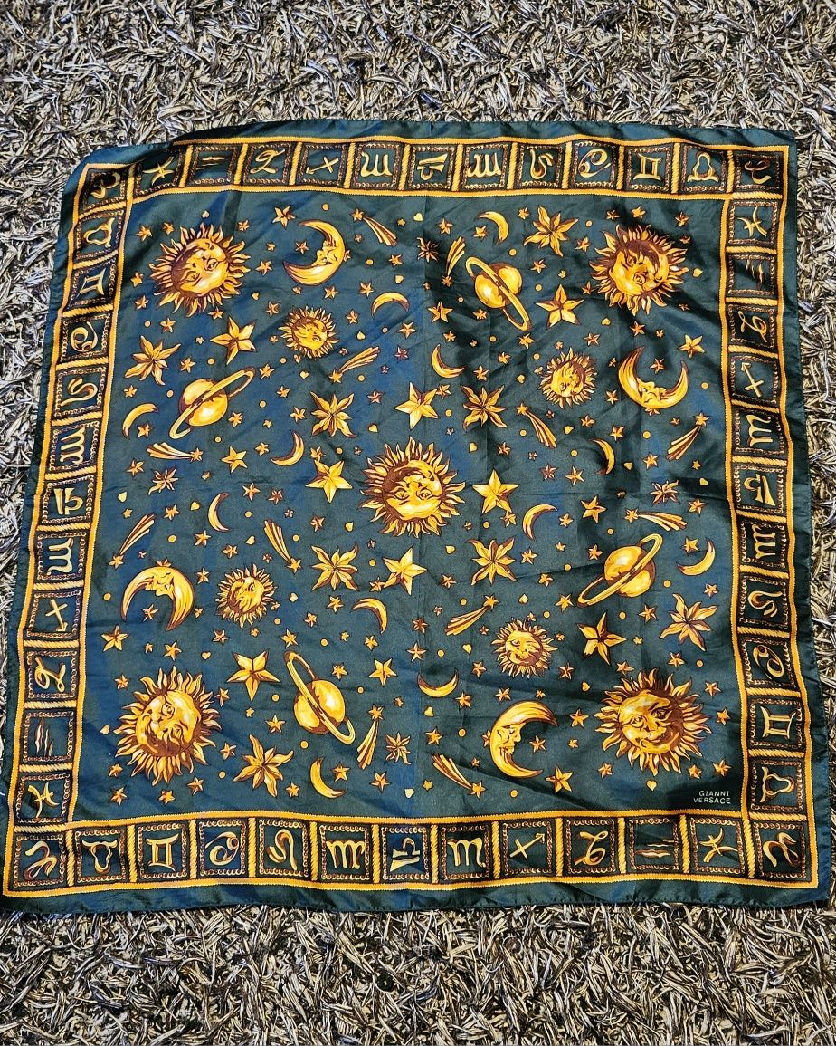 Eșarfă zodiac Versace