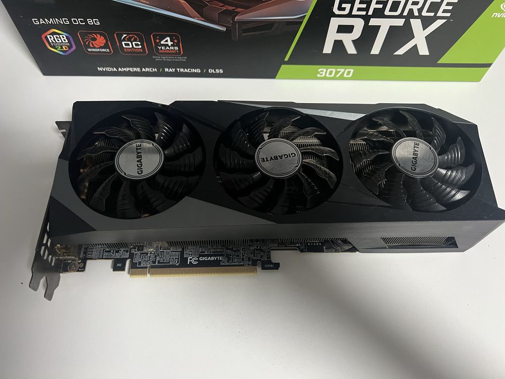 RTX 3070 GIGABYTE 8GB видео карта