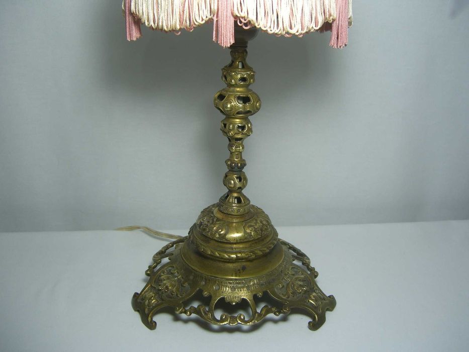 Veioza sec 19, bronz sculptural, Baroc Victorian Anglia, antic