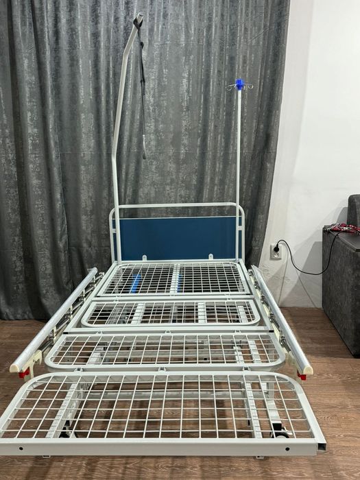 Медицинская кровать