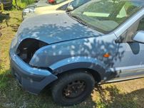 Aripa stanga Ford Fusion an 2009