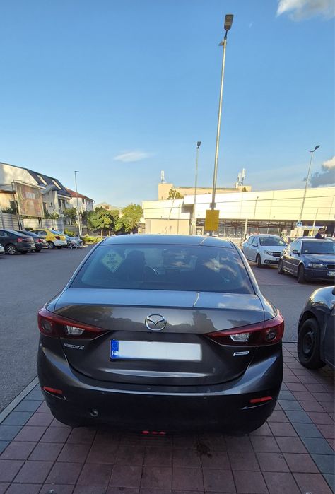 Mazda 3 Sedan 2.0 benzina