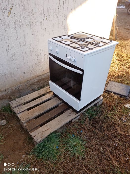 Продам газплиту хорошими состаяни