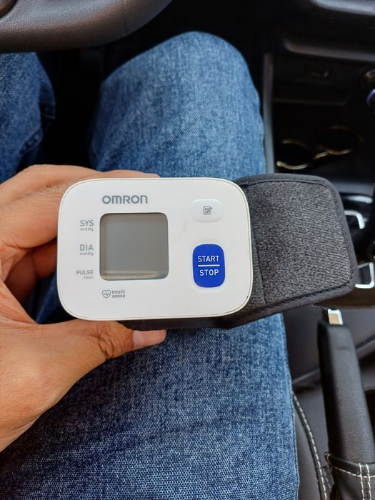 Танометр Омрон..