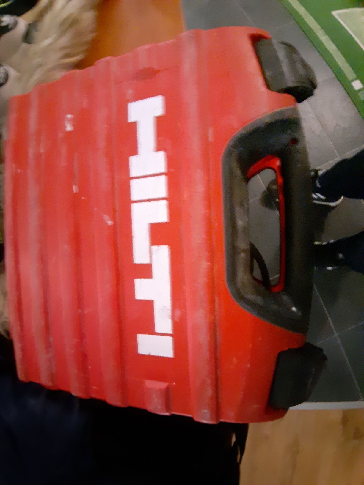 Hilti  St  1800 .