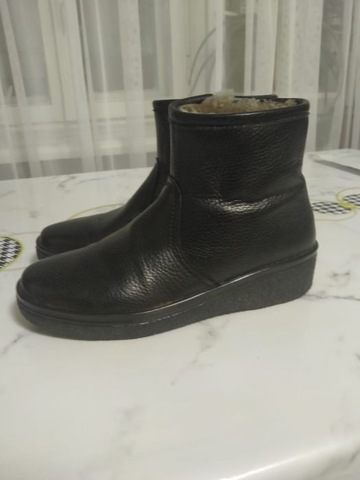 Продам ботинки Salamander