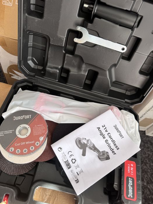 Polizor unghiular făra fir DuroFort de 21V